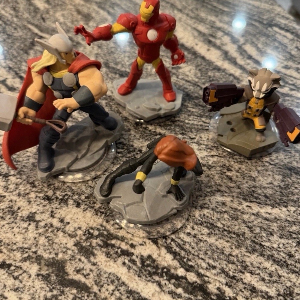 Marvel Superhero Action Figure Set - Disney Infinity